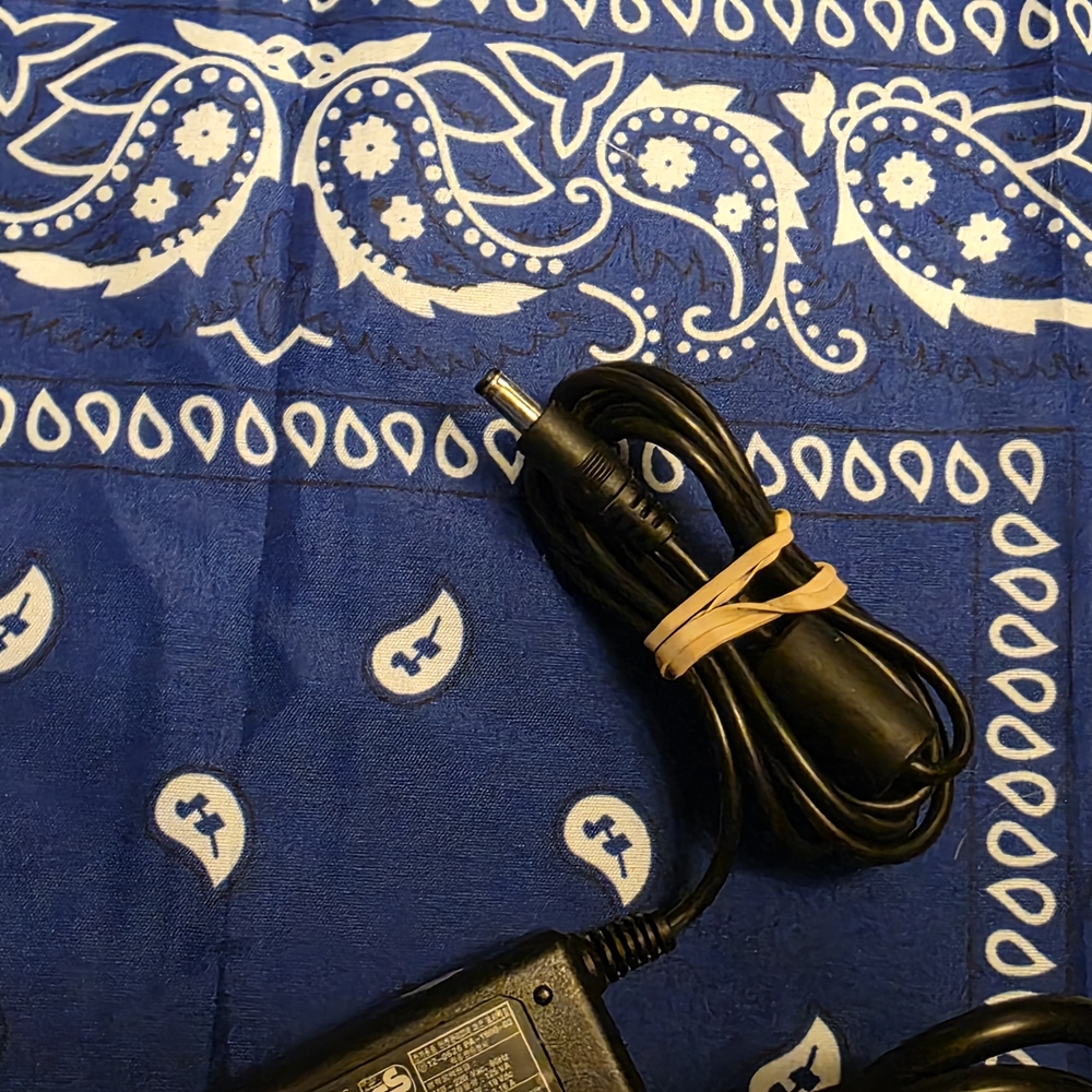 Genuine Merchandise Black Computer Cable Adapter - Picture 4 of 4